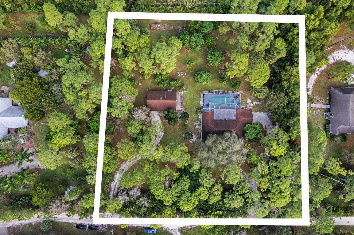 LOXAHATCHEE GROVES IN - Residential