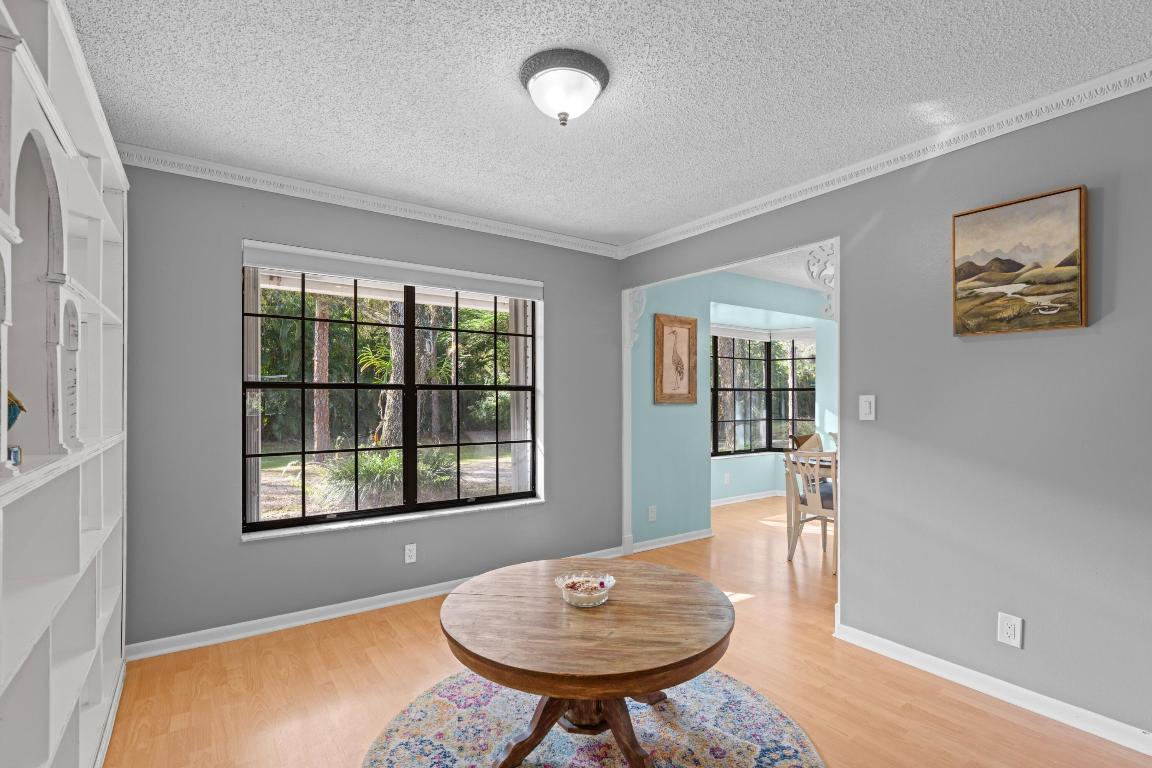 LOXAHATCHEE GROVES IN - Residential