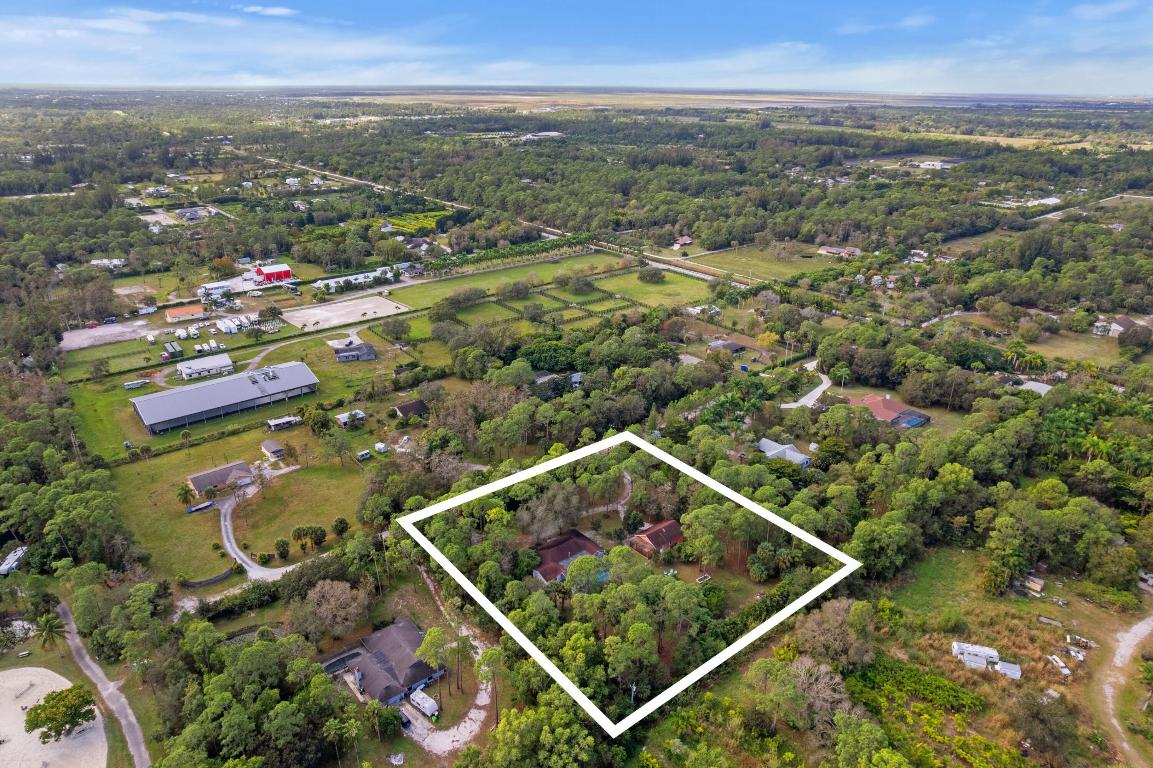 LOXAHATCHEE GROVES IN - Residential