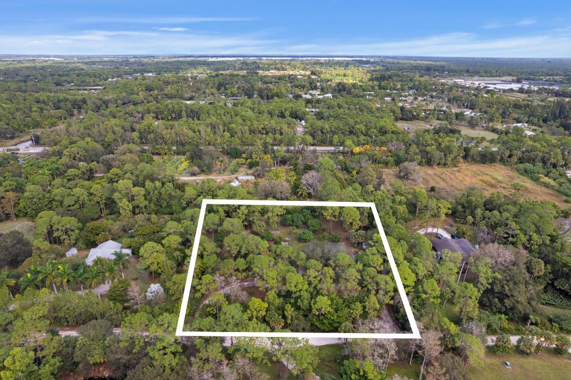 LOXAHATCHEE GROVES IN - Residential