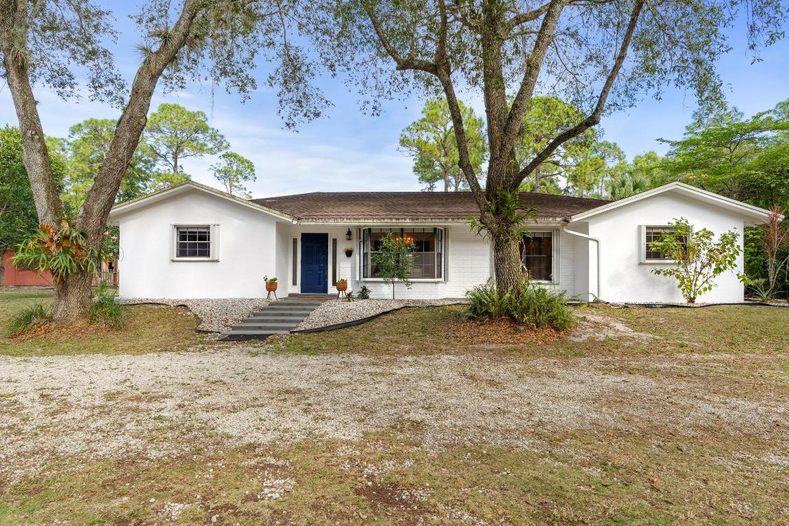 LOXAHATCHEE GROVES IN - Residential