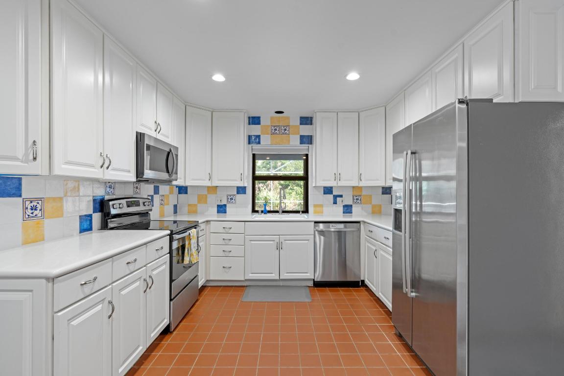 LOXAHATCHEE GROVES IN - Residential