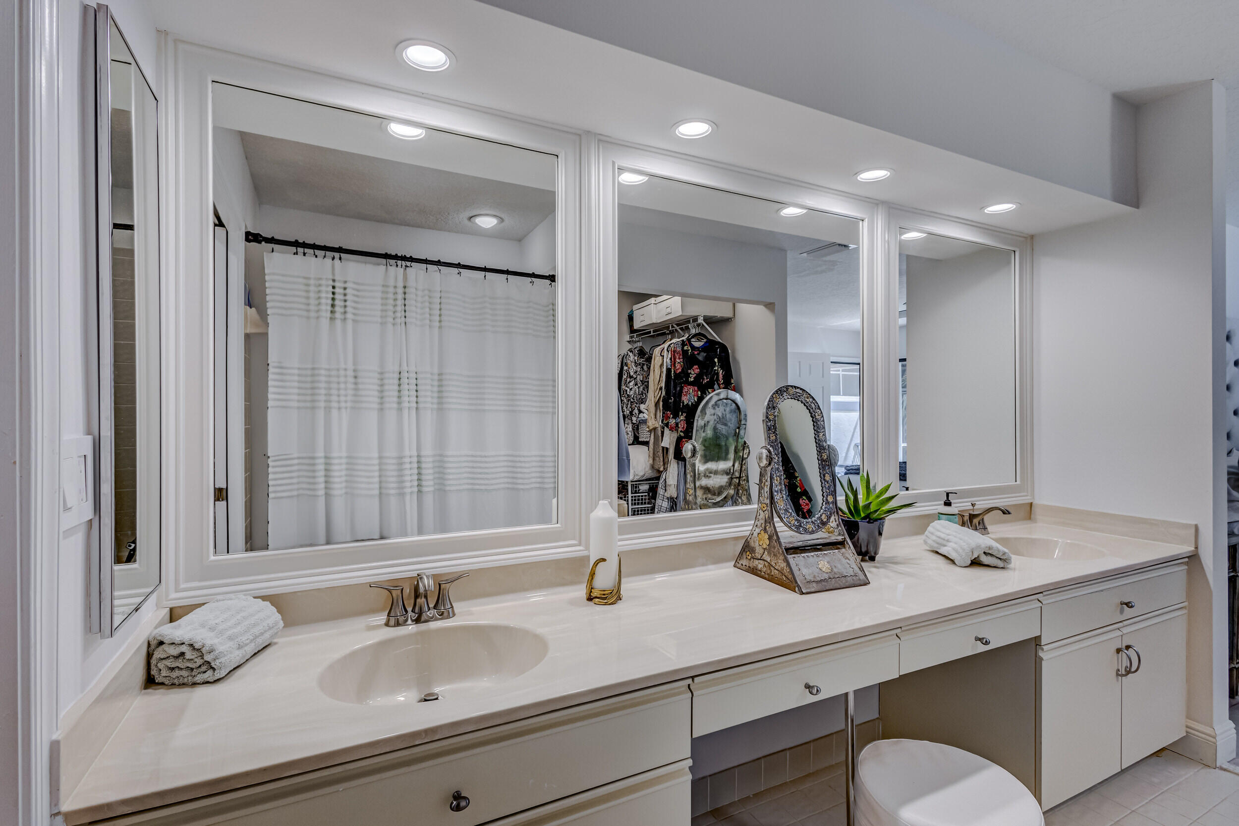 SEA OATS OF JUNO BEACH CONDO - Residential Lease