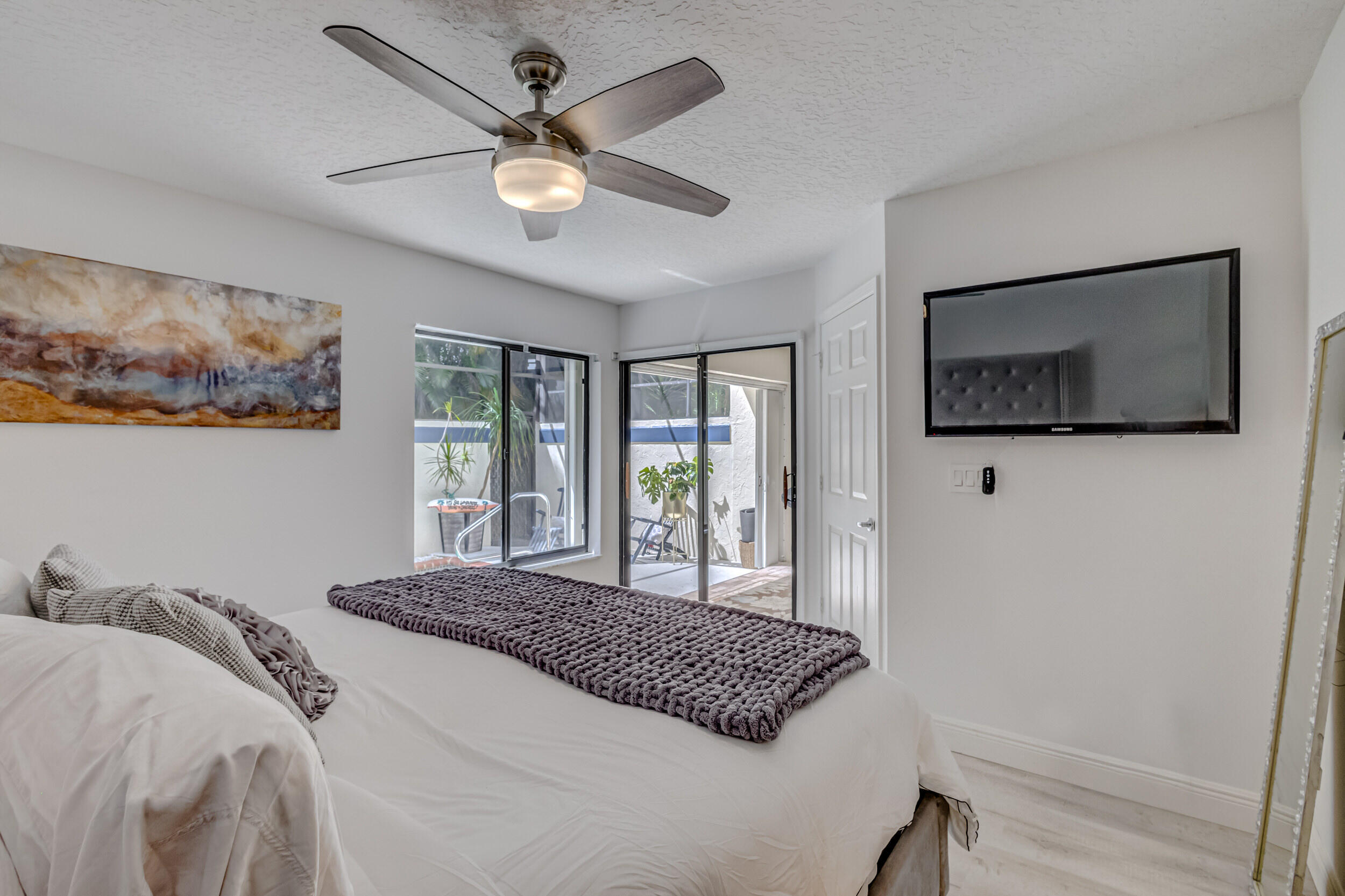 SEA OATS OF JUNO BEACH CONDO - Residential Lease