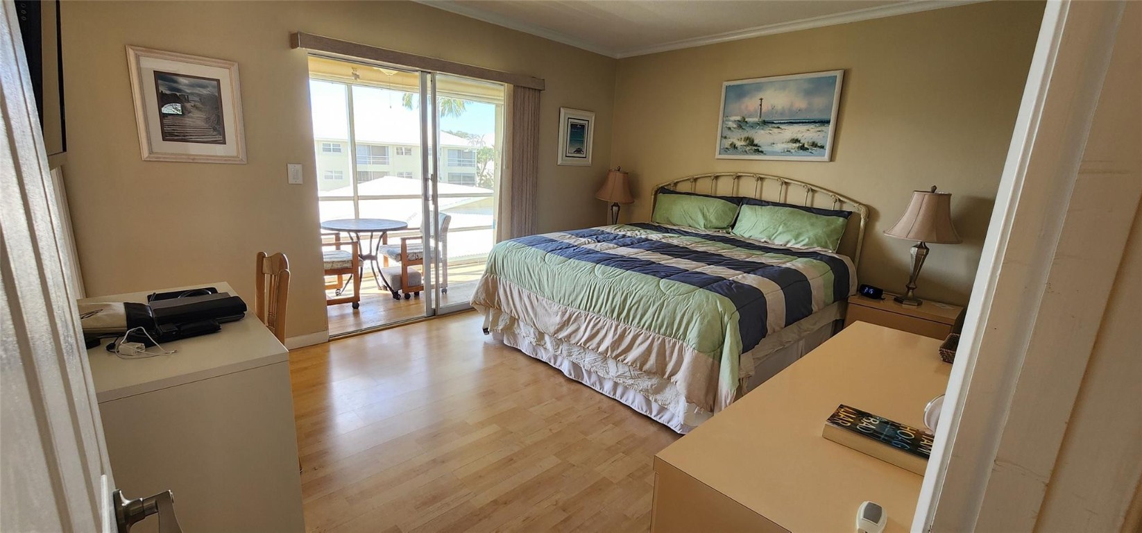 LIGHTHOUSE POINT GARDENS - Residential