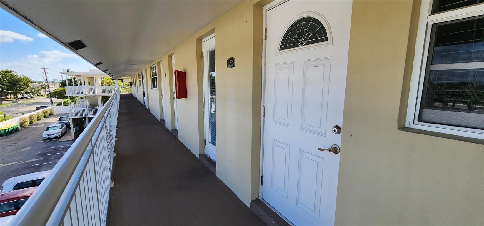 LIGHTHOUSE POINT GARDENS - Residential