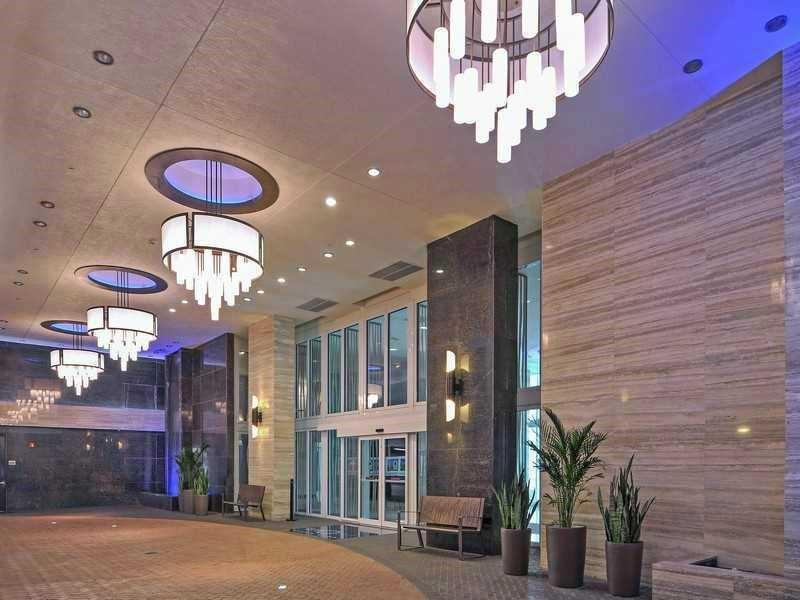 Las Olas Beach Club - Residential