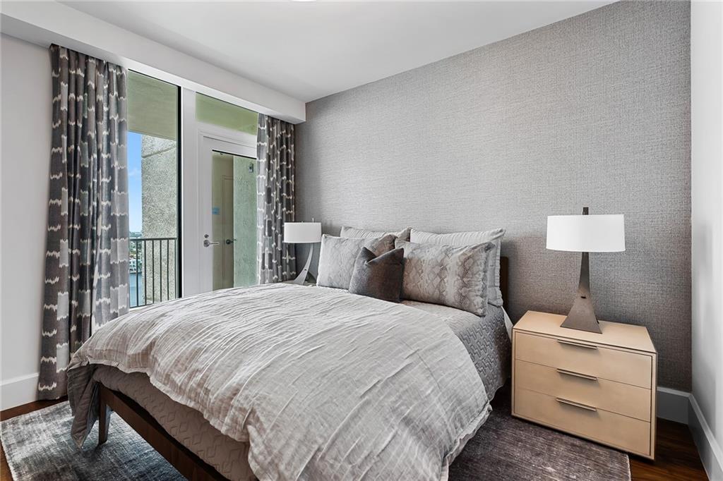 Las Olas Beach Club - Residential