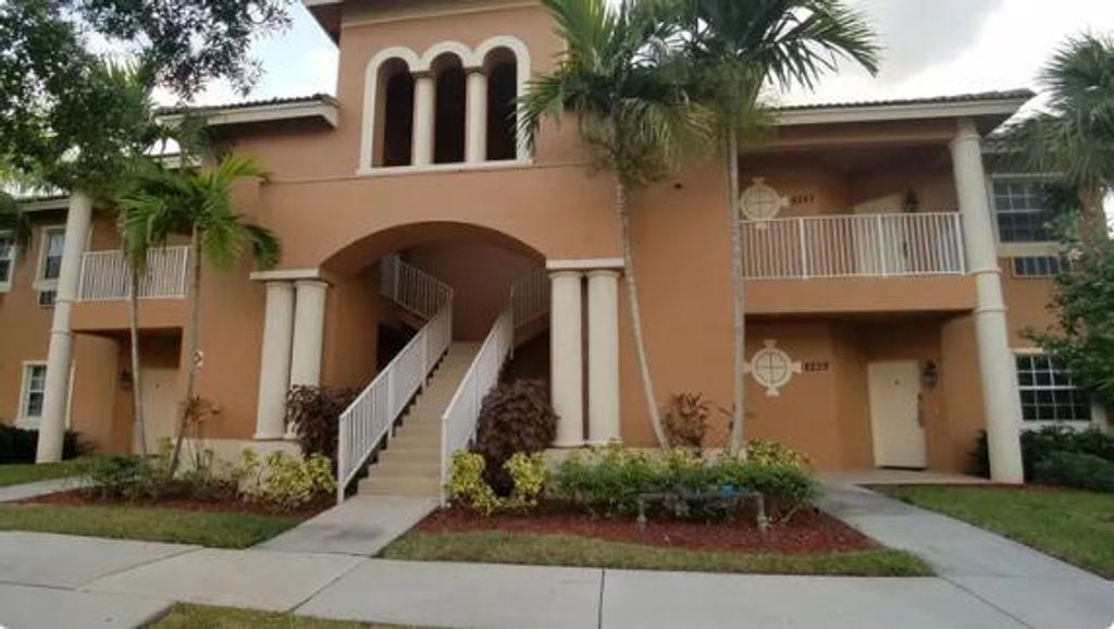 Photo of 8239 Mulligan Circle #3514 Side B, Port St Lucie, FL 34986 (MLS # R10905502)