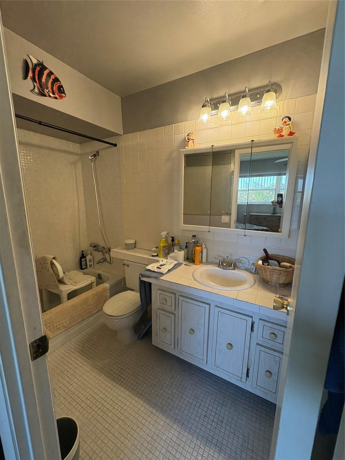 HAWAIIAN GARDEN - Residential