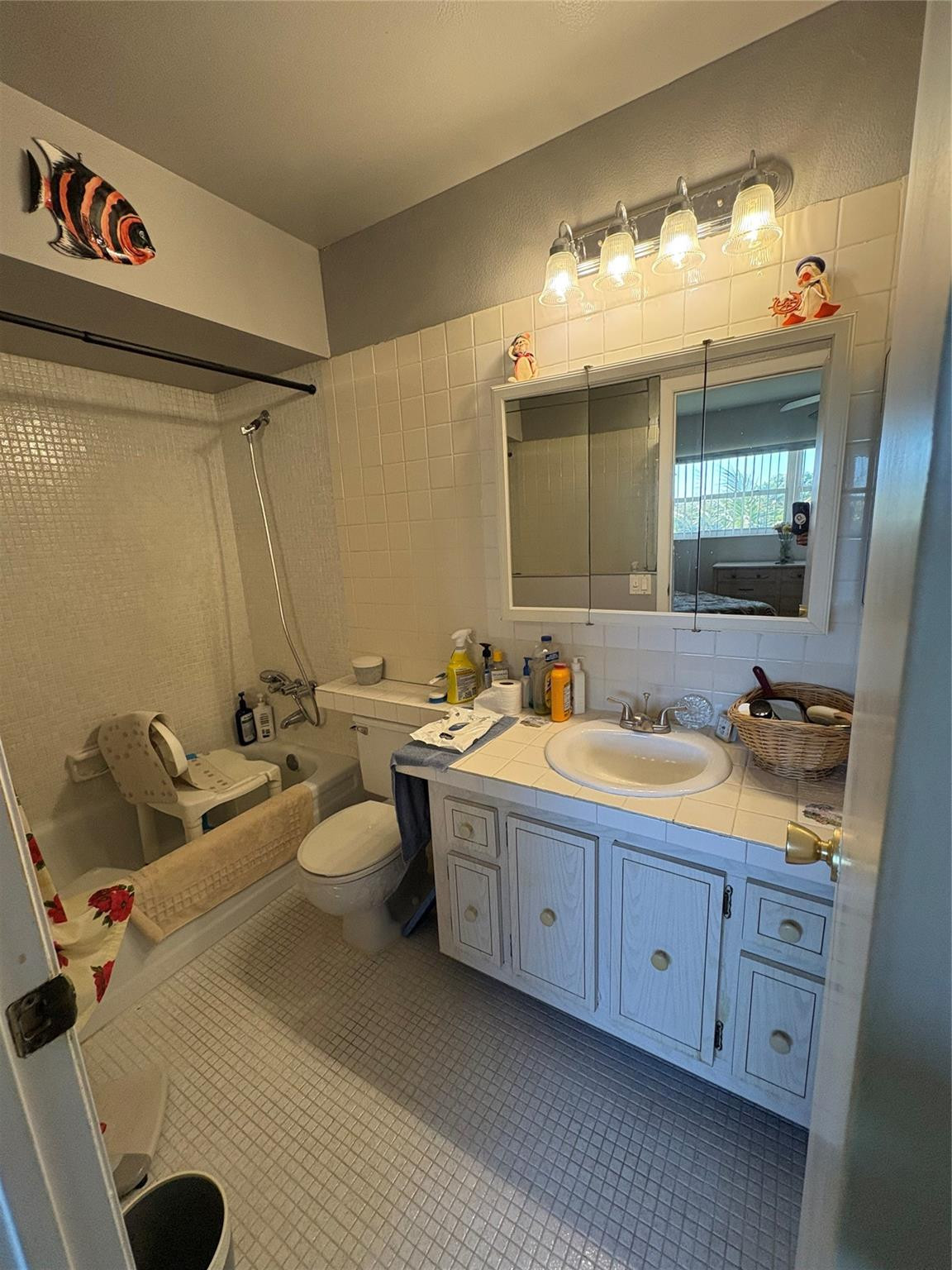 HAWAIIAN GARDEN - Residential