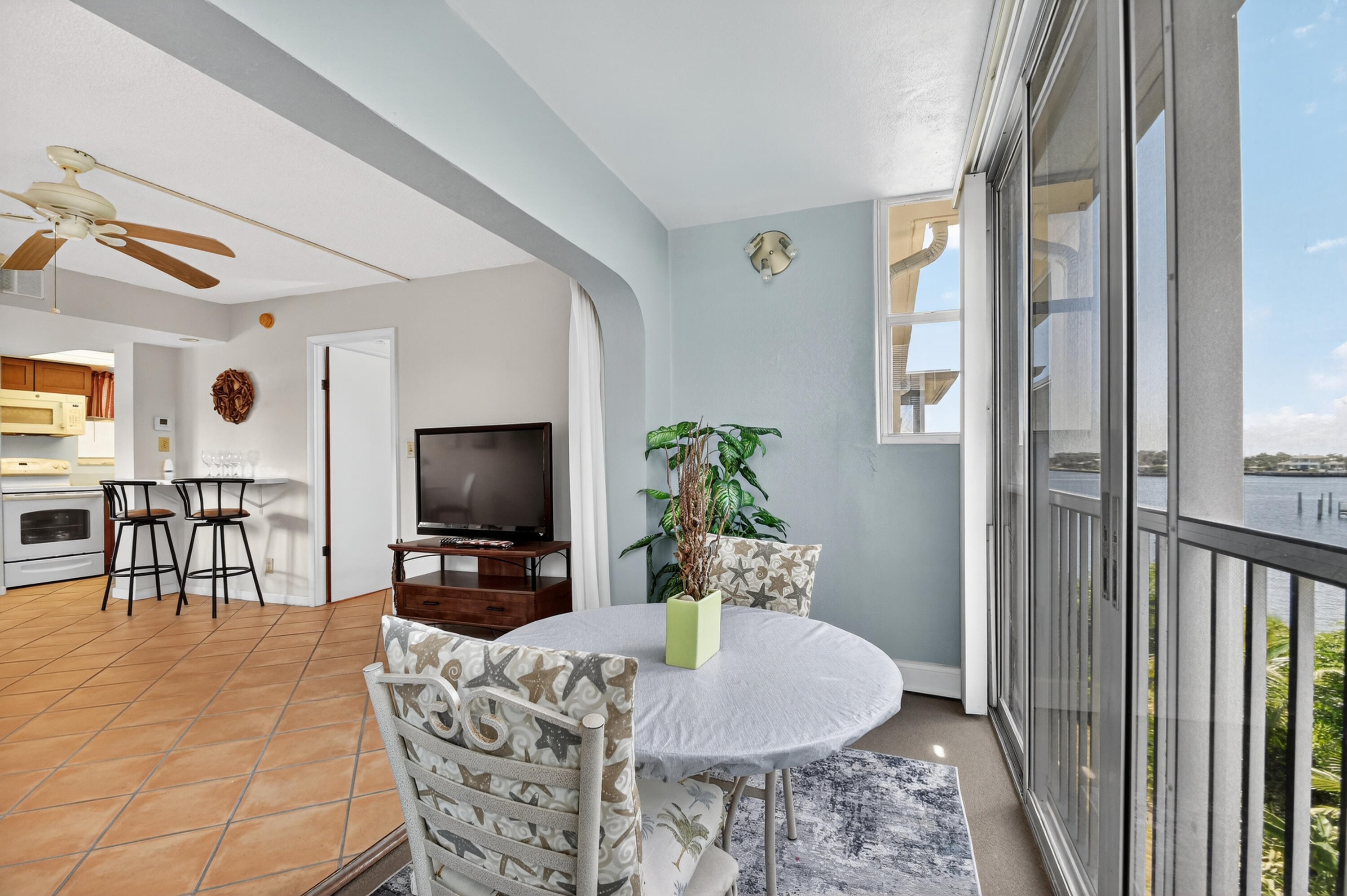 SEACREST VILLAS CONDO - Residential Lease