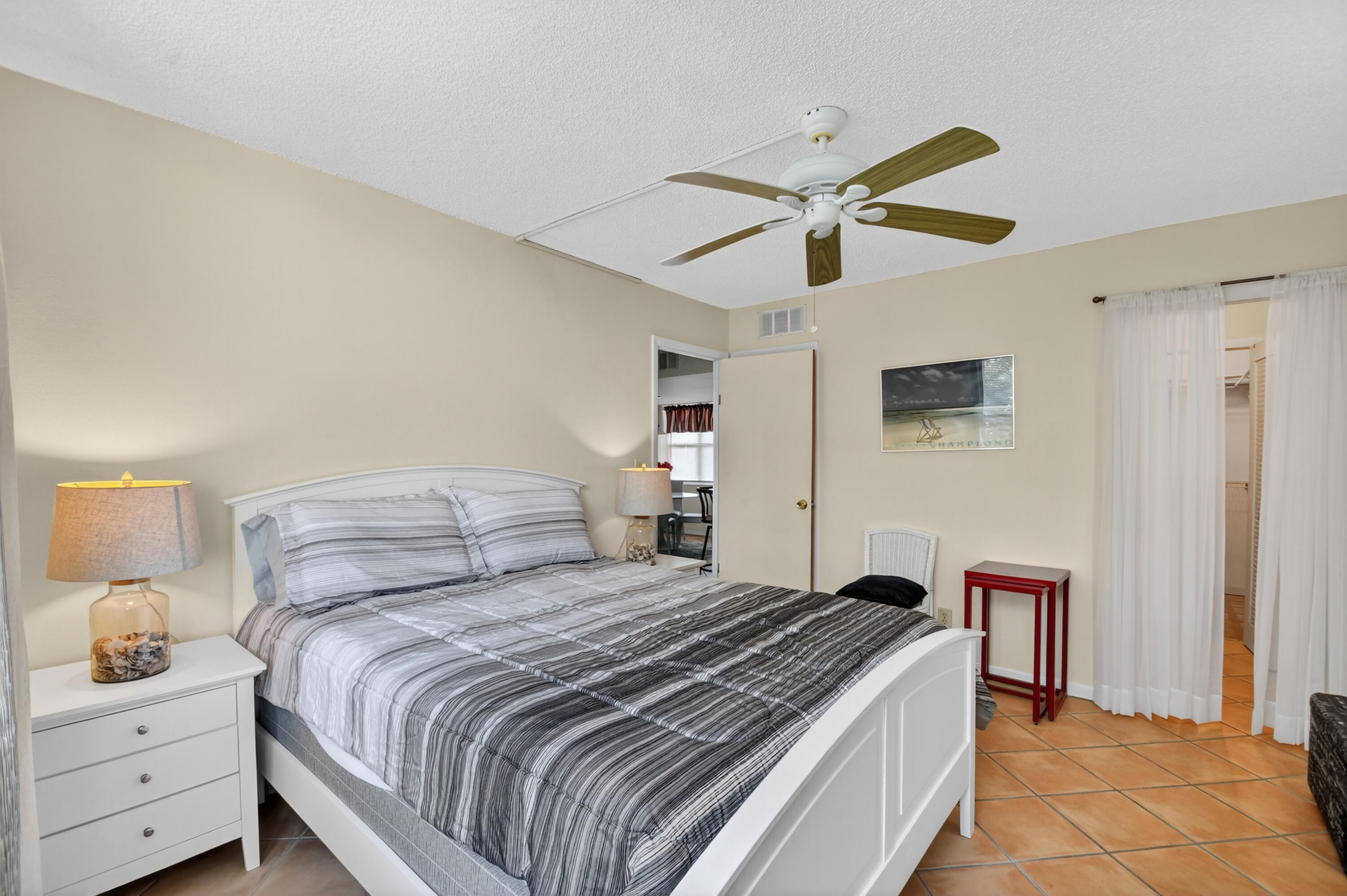 SEACREST VILLAS CONDO - Residential Lease