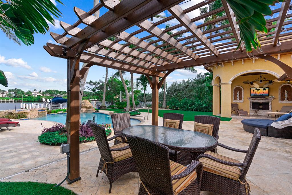 HYPOLUXO ISLAND ADD - Residential