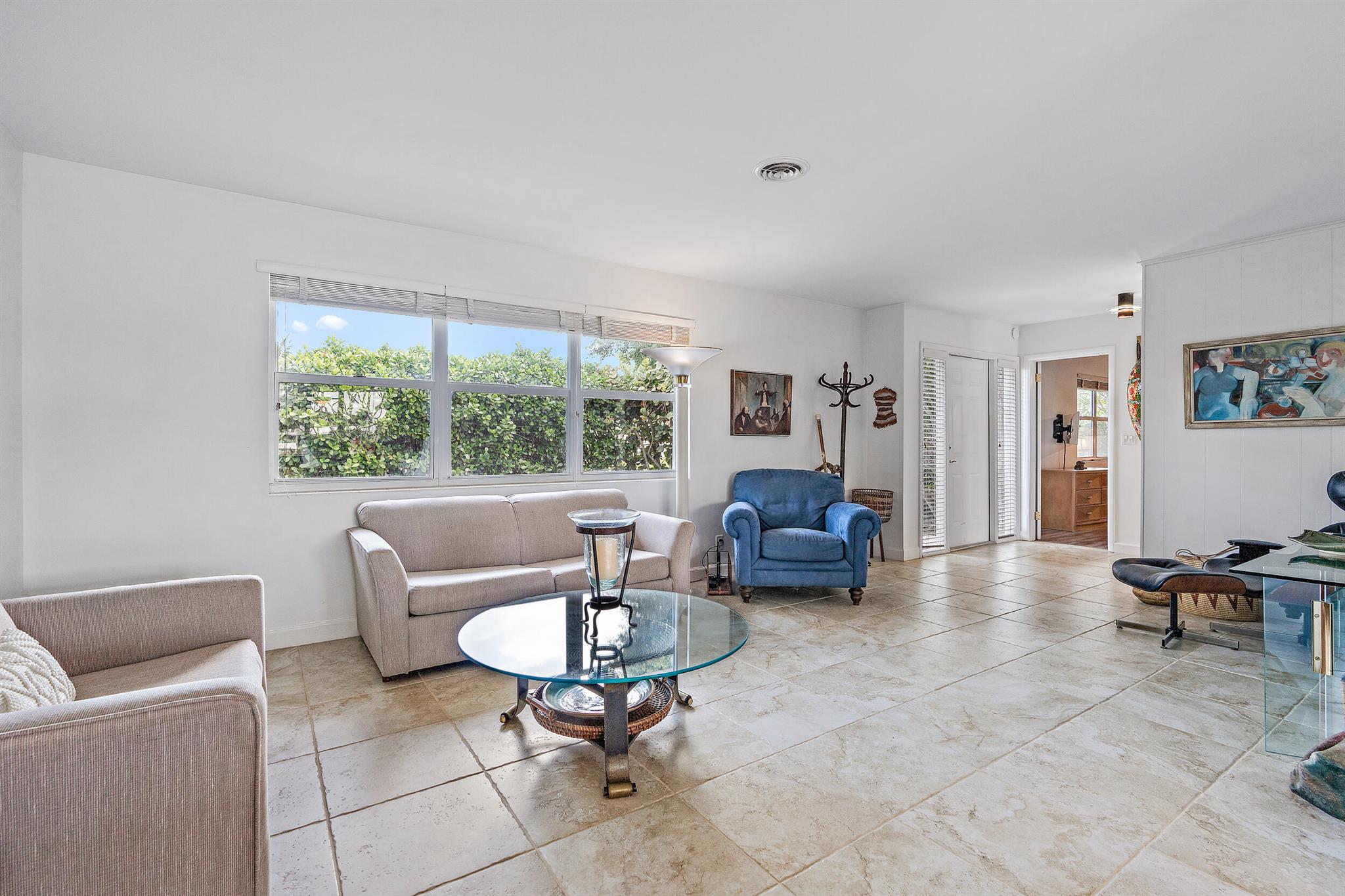 NORTH PALM BEACH VILLAGE - Residential Lease