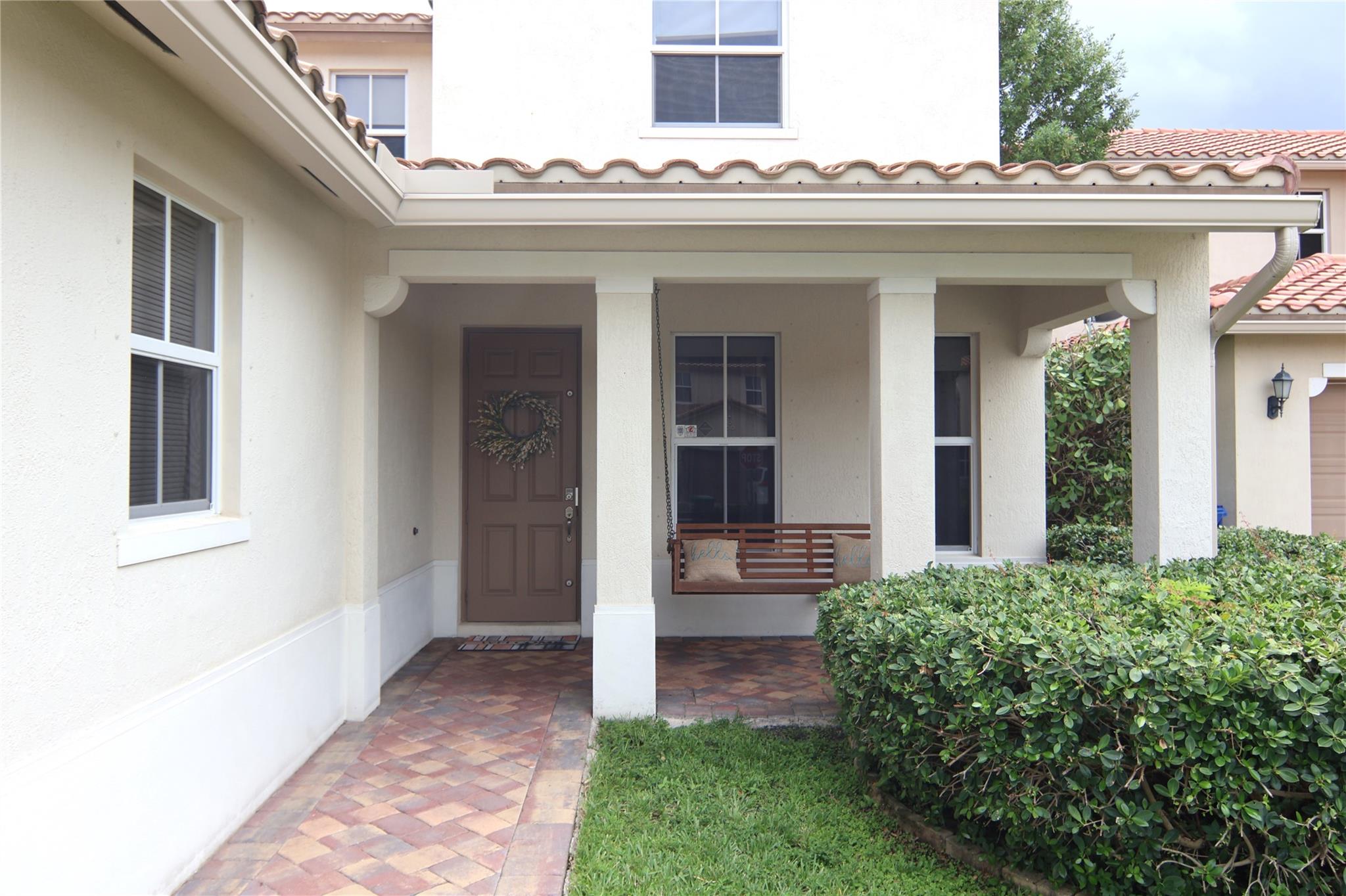 10608 NW 36th St