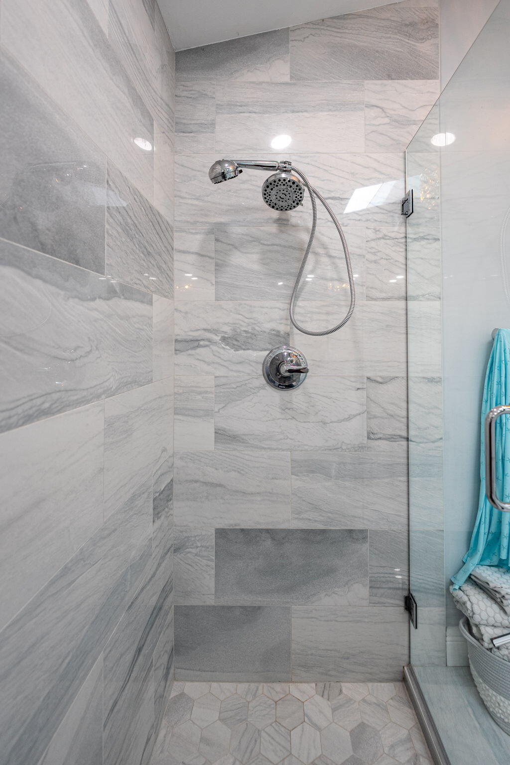 PINE TREE TERRACE - Residential