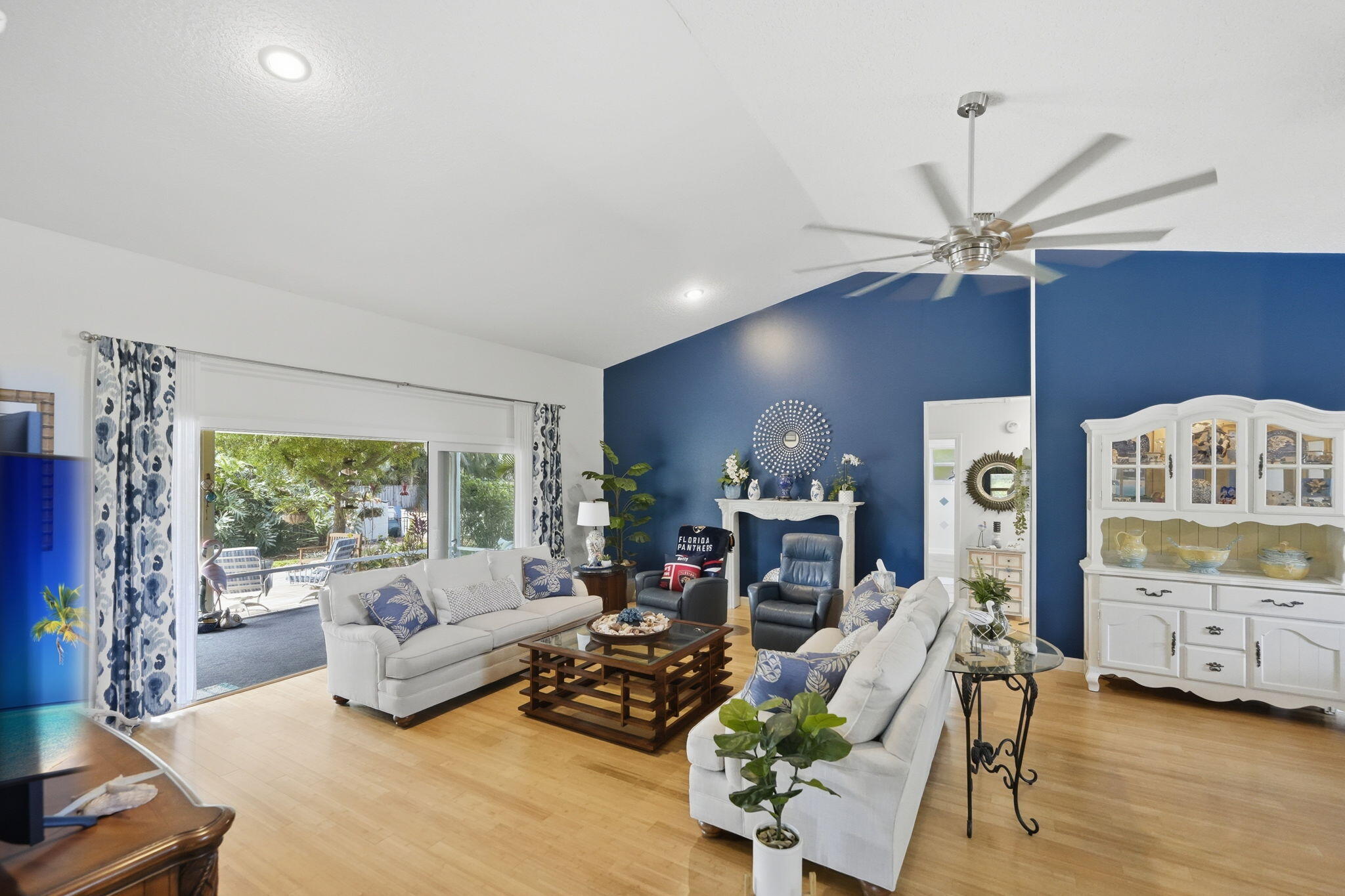 PINE TREE TERRACE - Residential