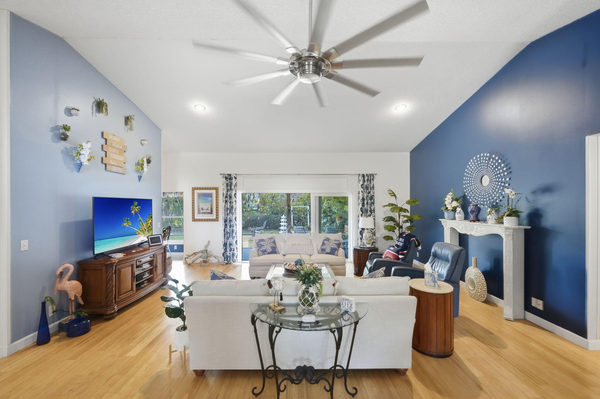 PINE TREE TERRACE - Residential