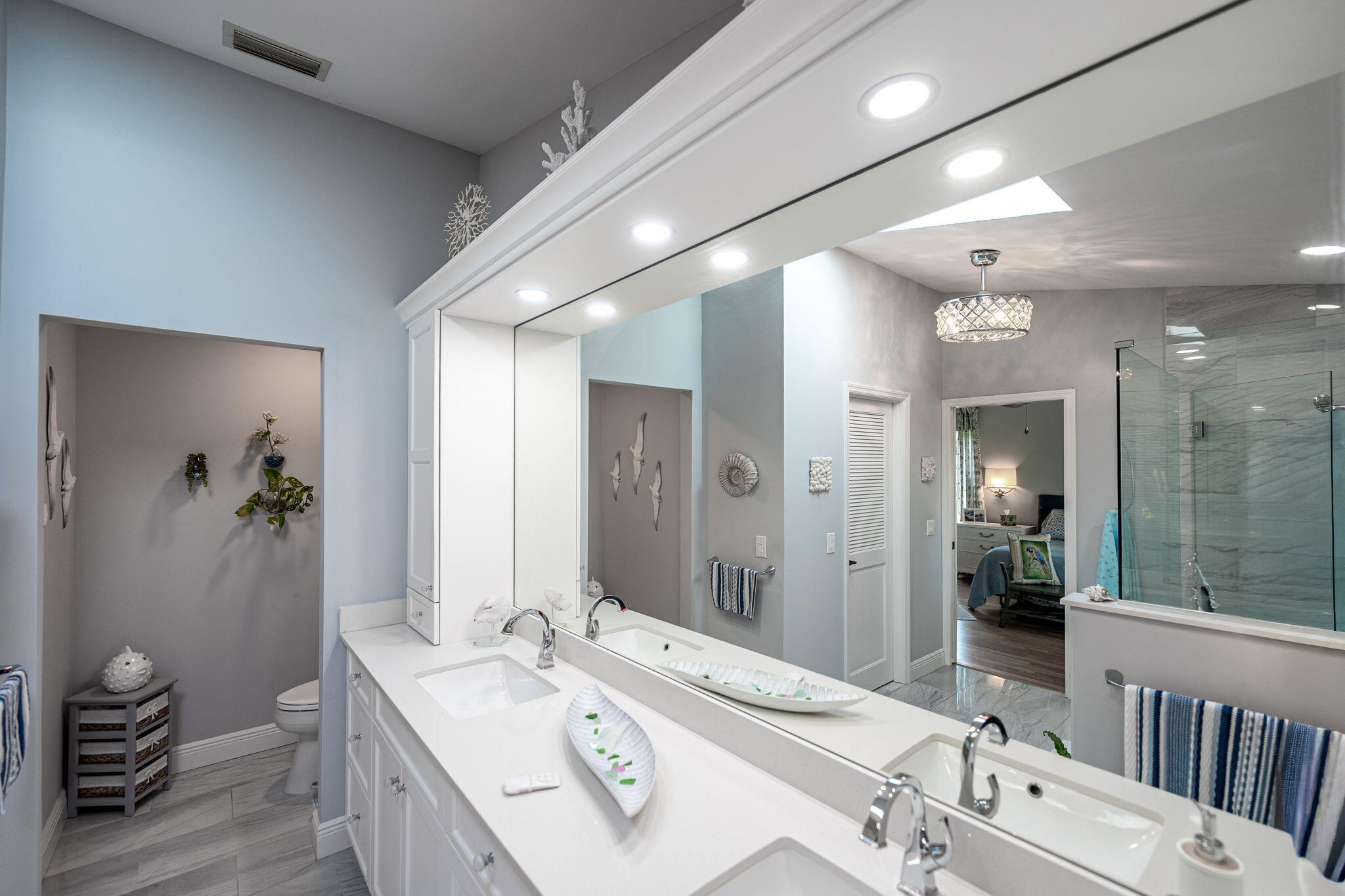 PINE TREE TERRACE - Residential