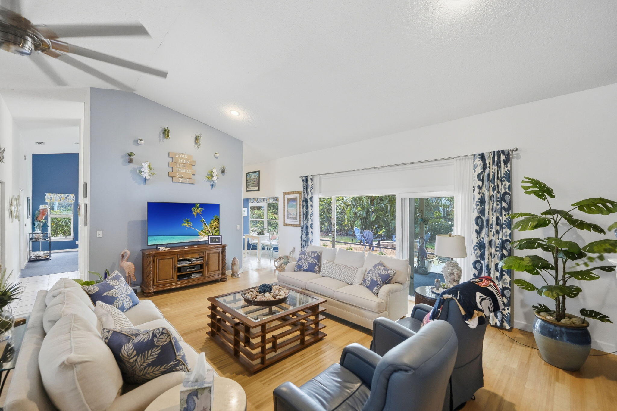 PINE TREE TERRACE - Residential