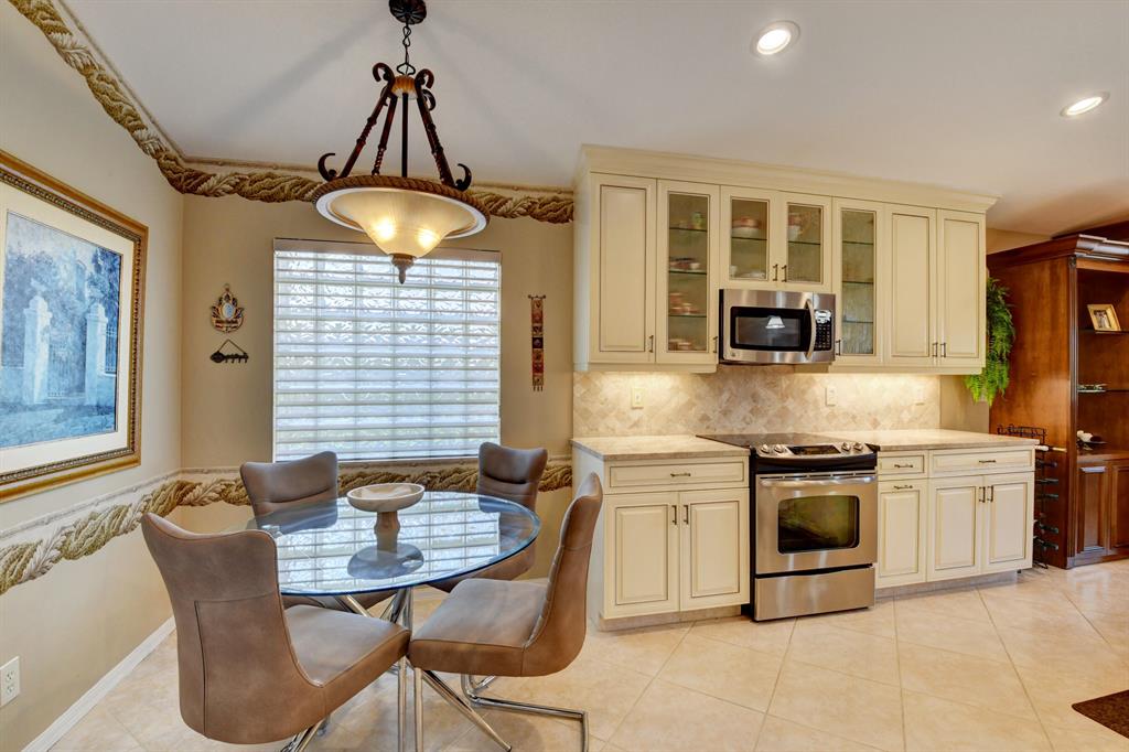 VENETIAN ISLES - Residential