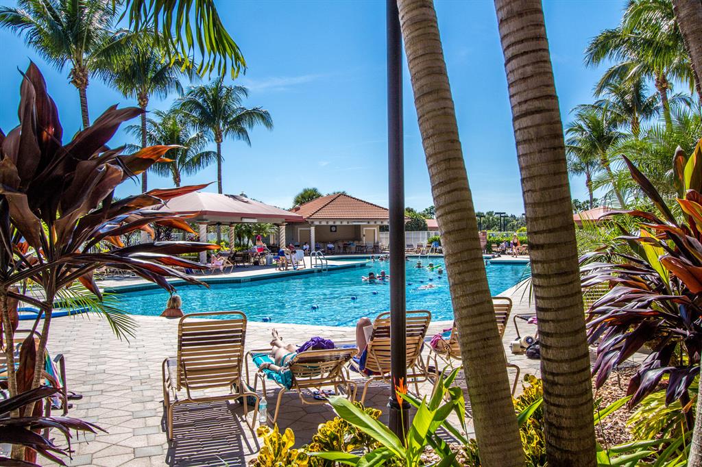 VENETIAN ISLES - Residential