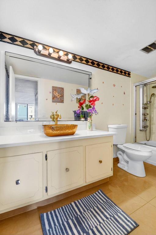 CLARIDGES I CONDO - Residential