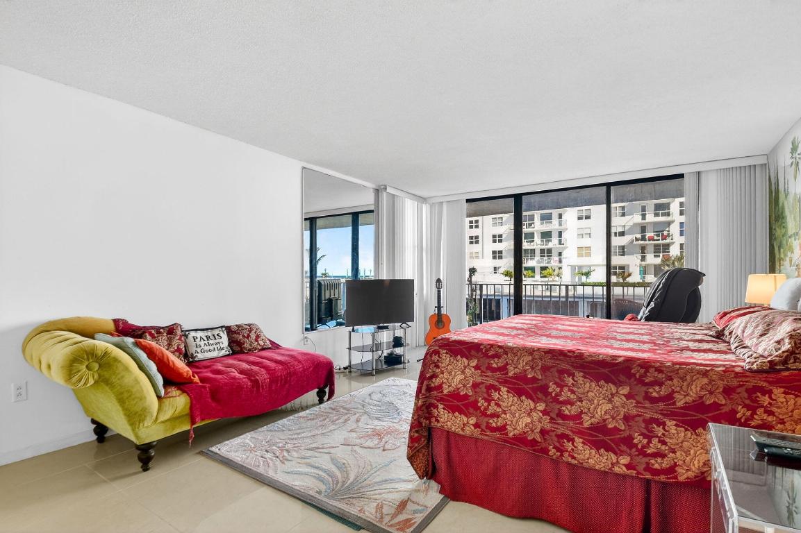 CLARIDGES I CONDO - Residential