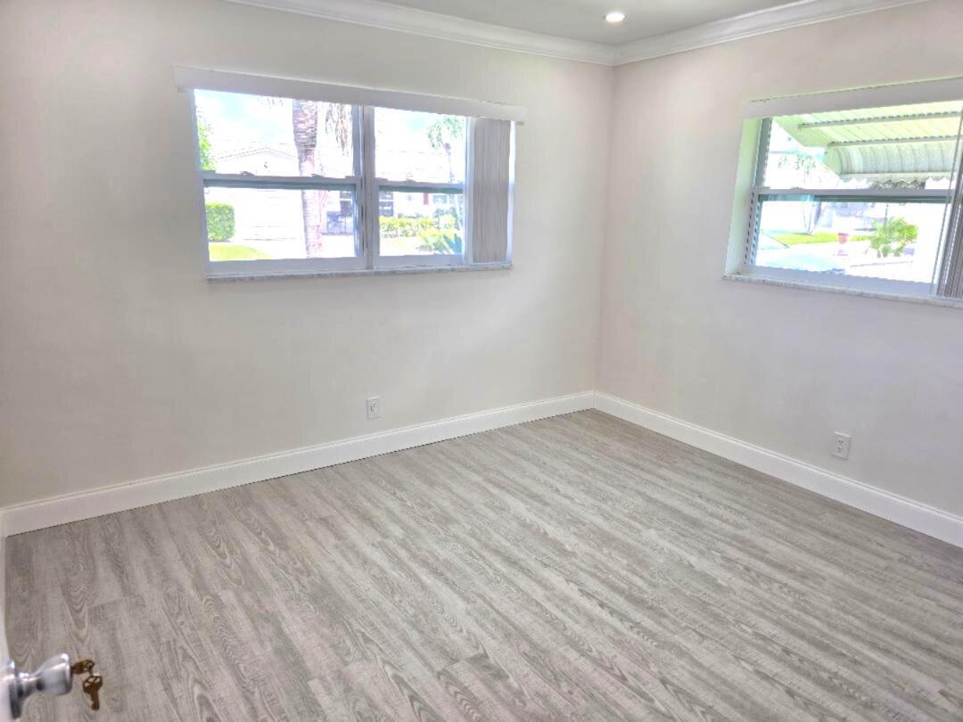 PALM BEACH LEISUREVILLE R - Residential