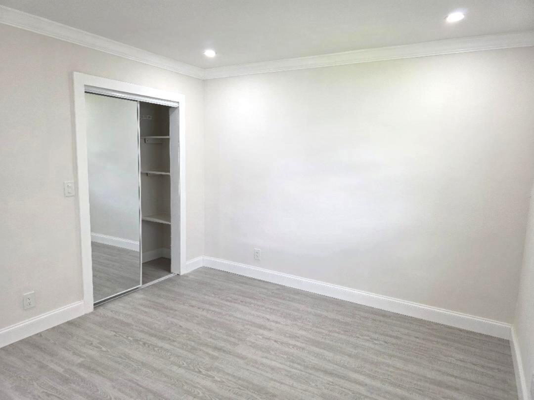 PALM BEACH LEISUREVILLE R - Residential