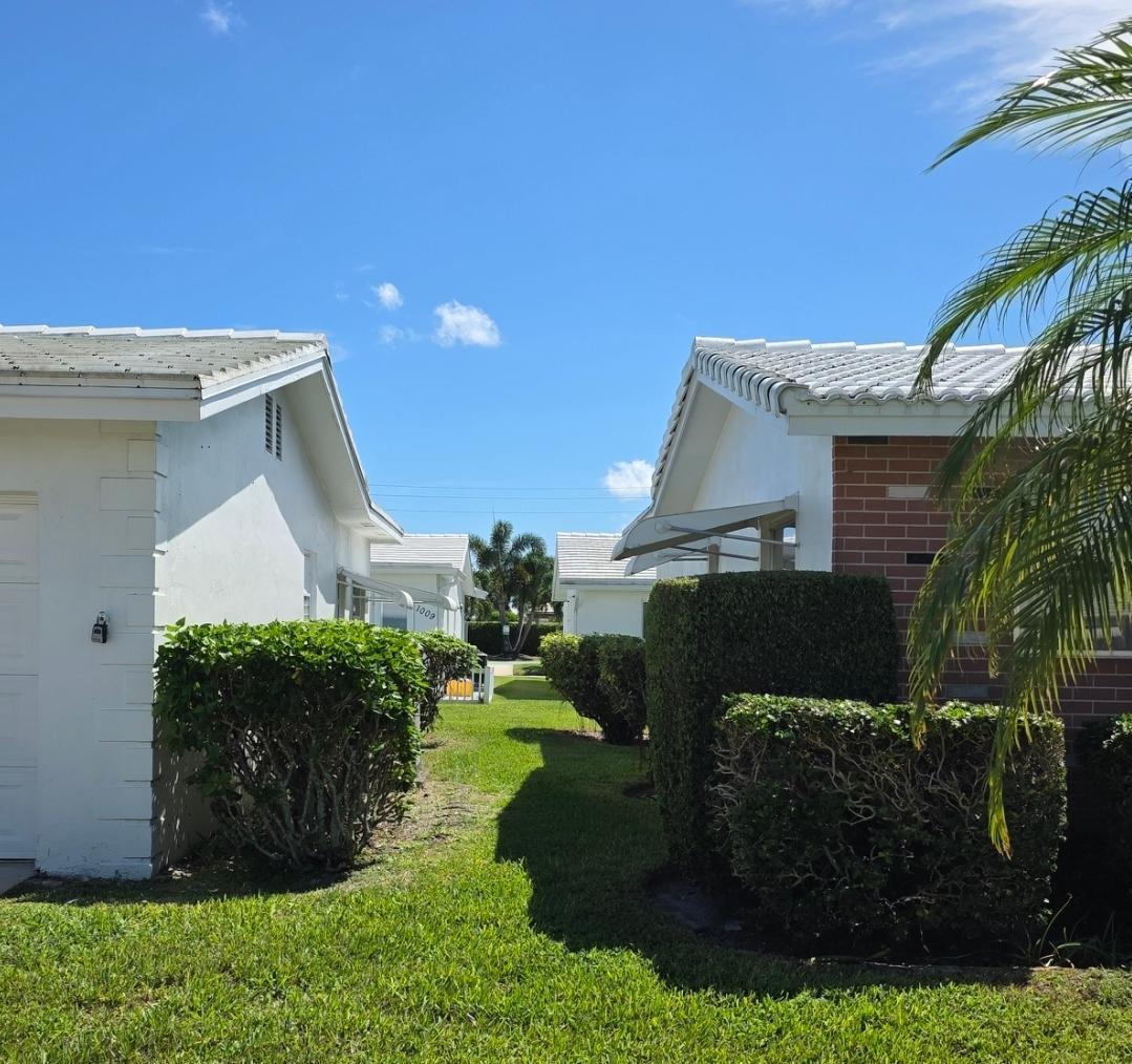 PALM BEACH LEISUREVILLE R - Residential