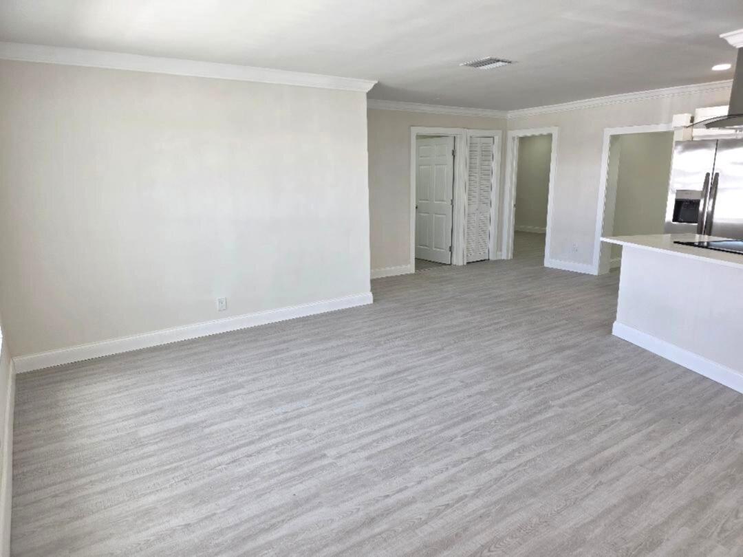 PALM BEACH LEISUREVILLE R - Residential