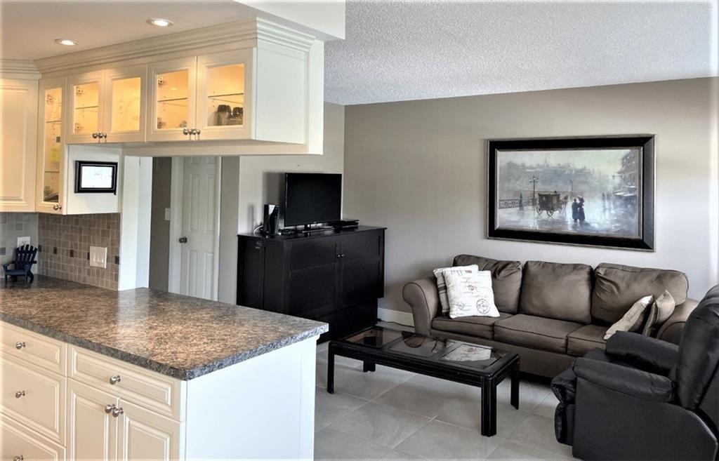RONOLA APTS - Residential