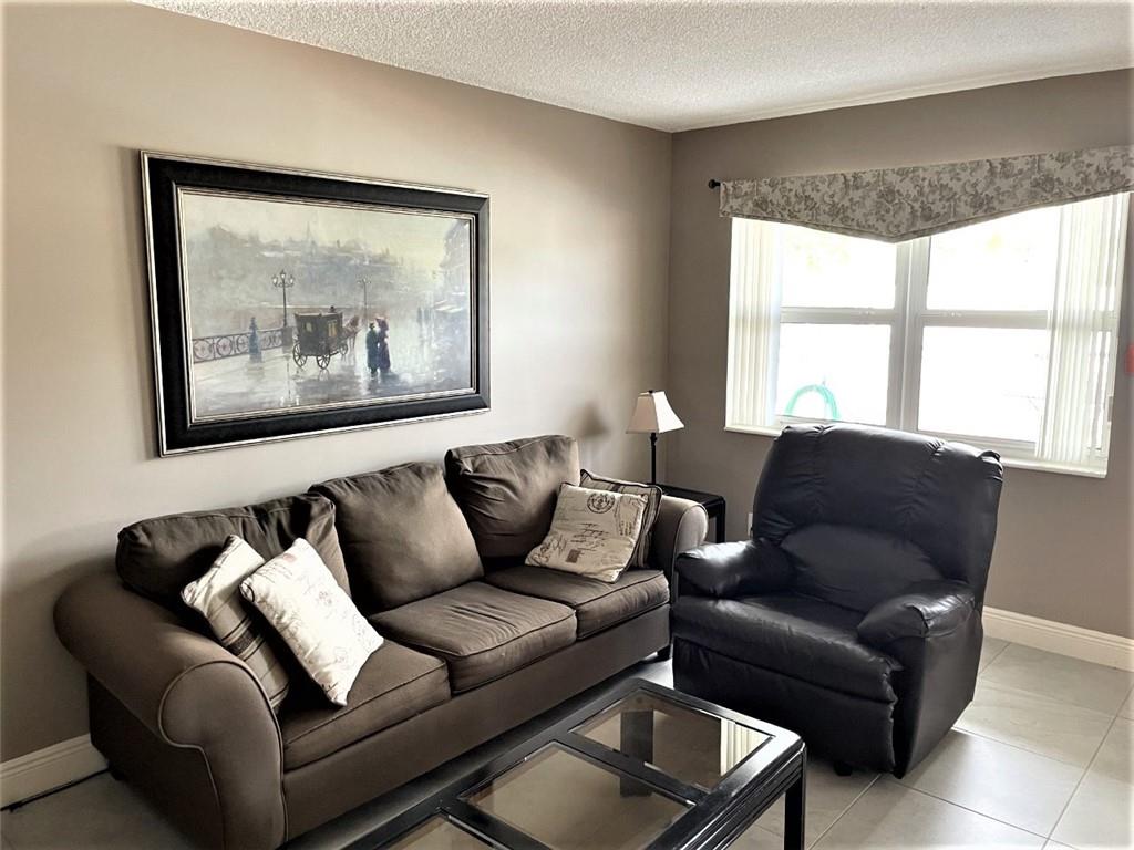 RONOLA APTS - Residential