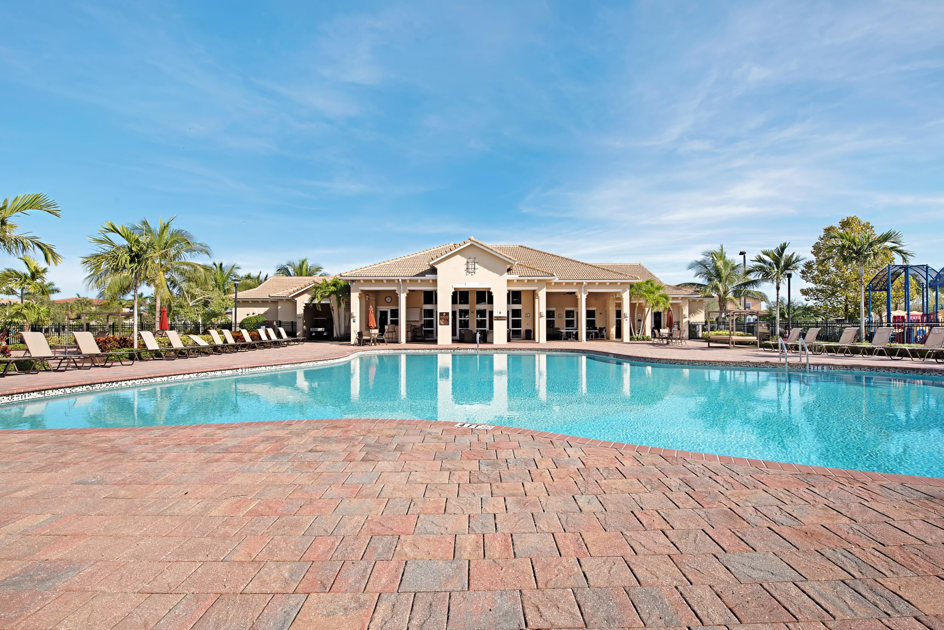 LOXAHATCHEE RESERVE/ rialto - Residential