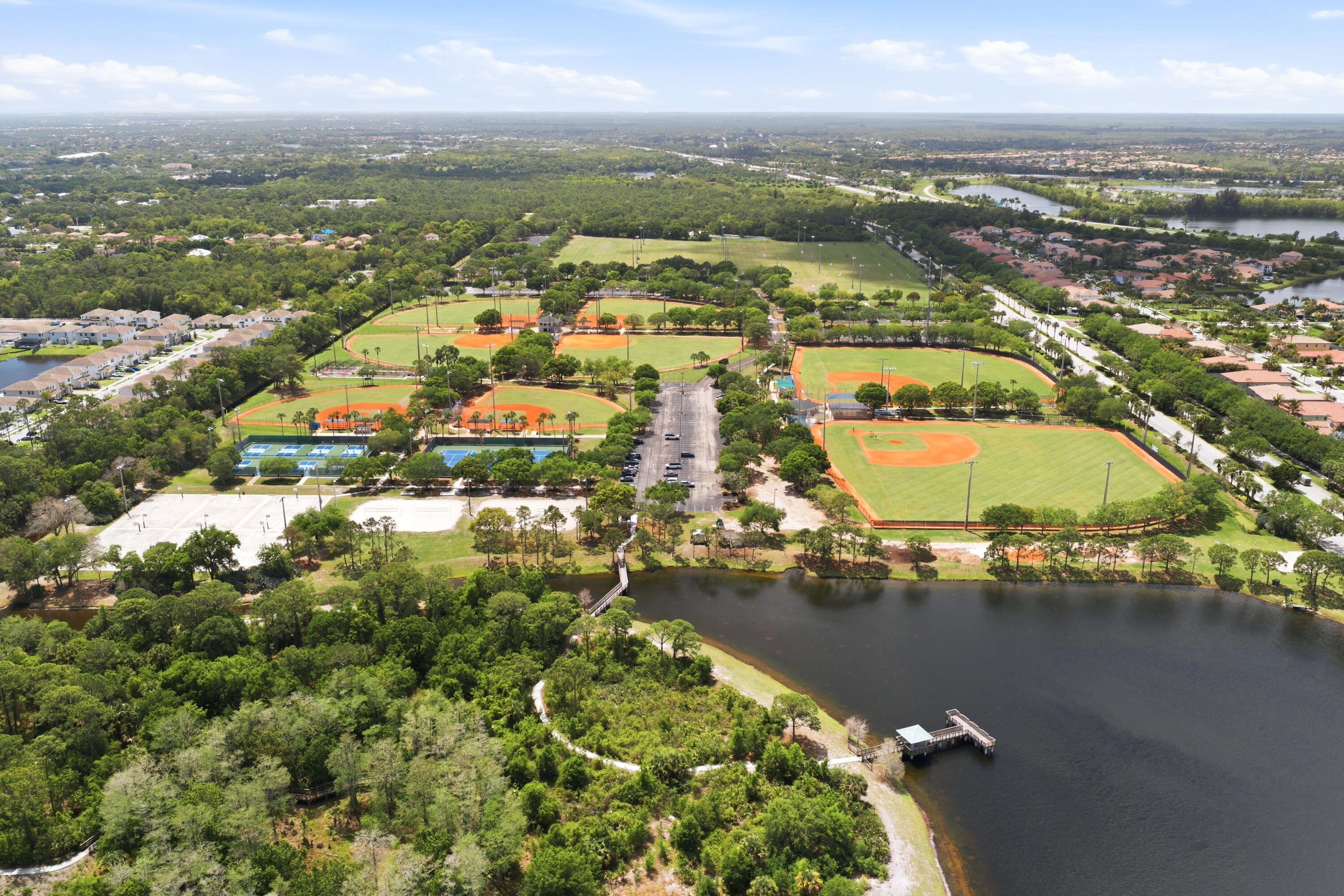 LOXAHATCHEE RESERVE/ rialto - Residential