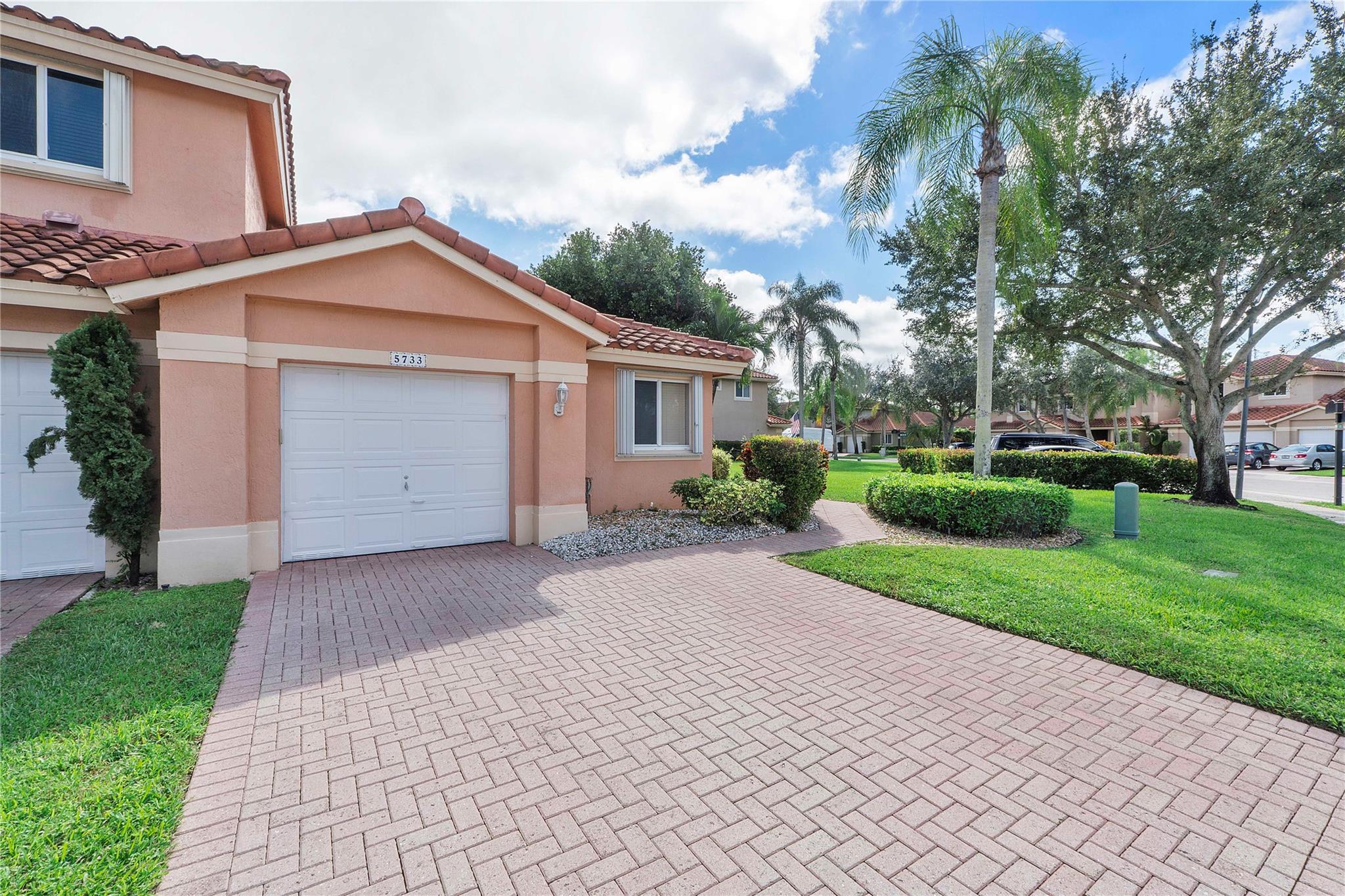 5733 NW 127TH TE 5733