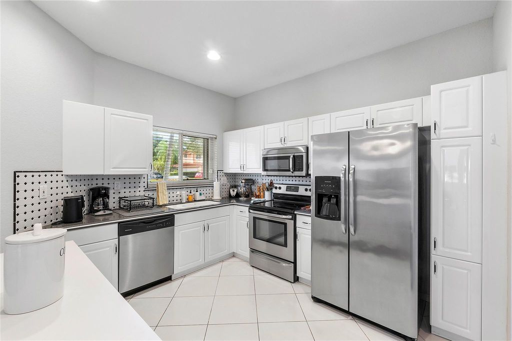 Photo of 5733 NW 127th Te #5733, Coral Springs, FL 33076 (MLS # F10530290)