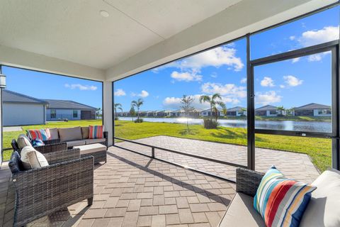 A home in Port St Lucie