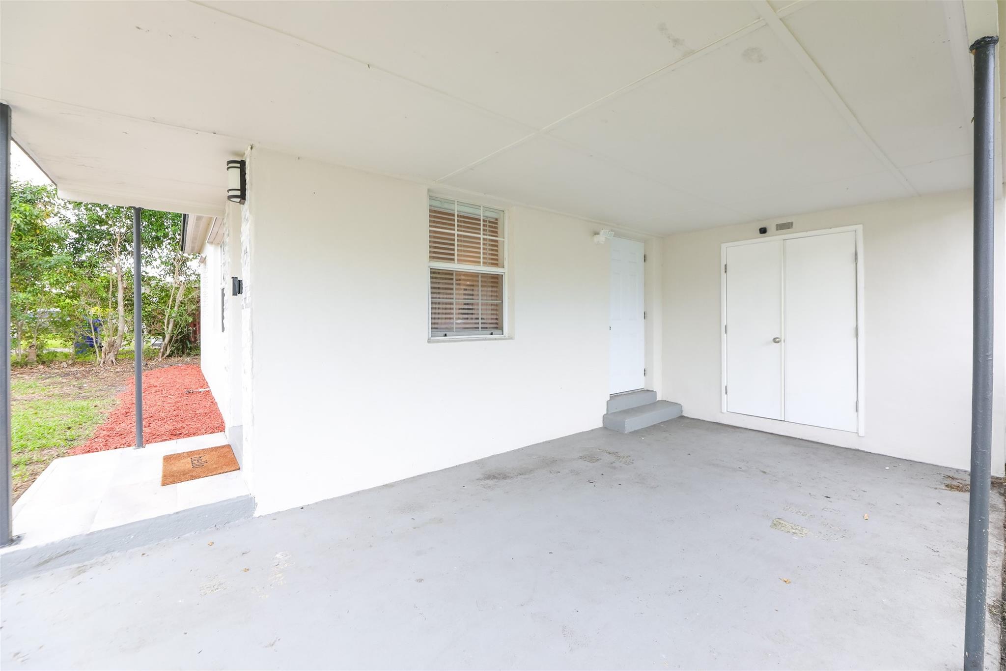 COLLIER MANOR FIRST ADD - Residential