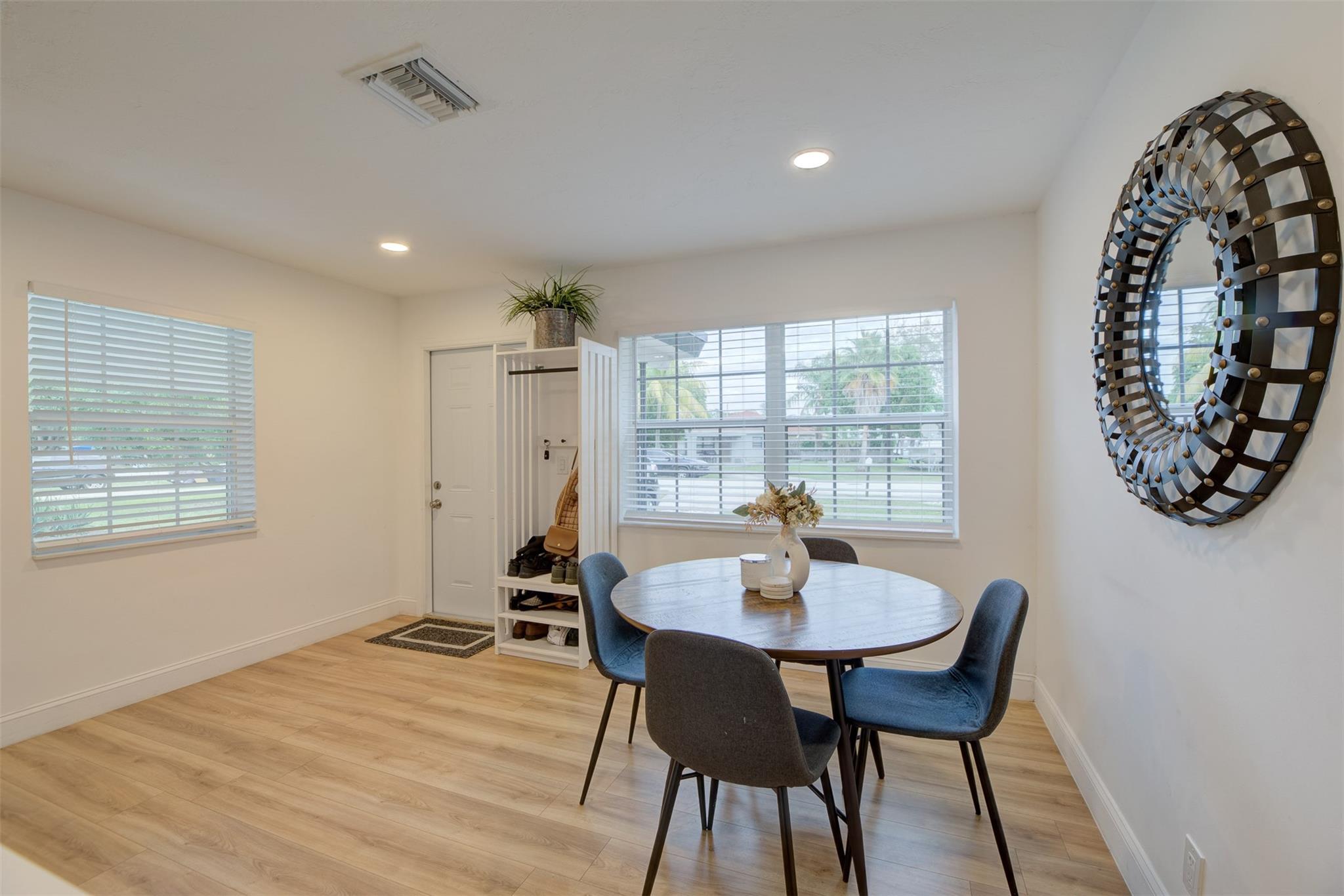 COLLIER MANOR FIRST ADD - Residential