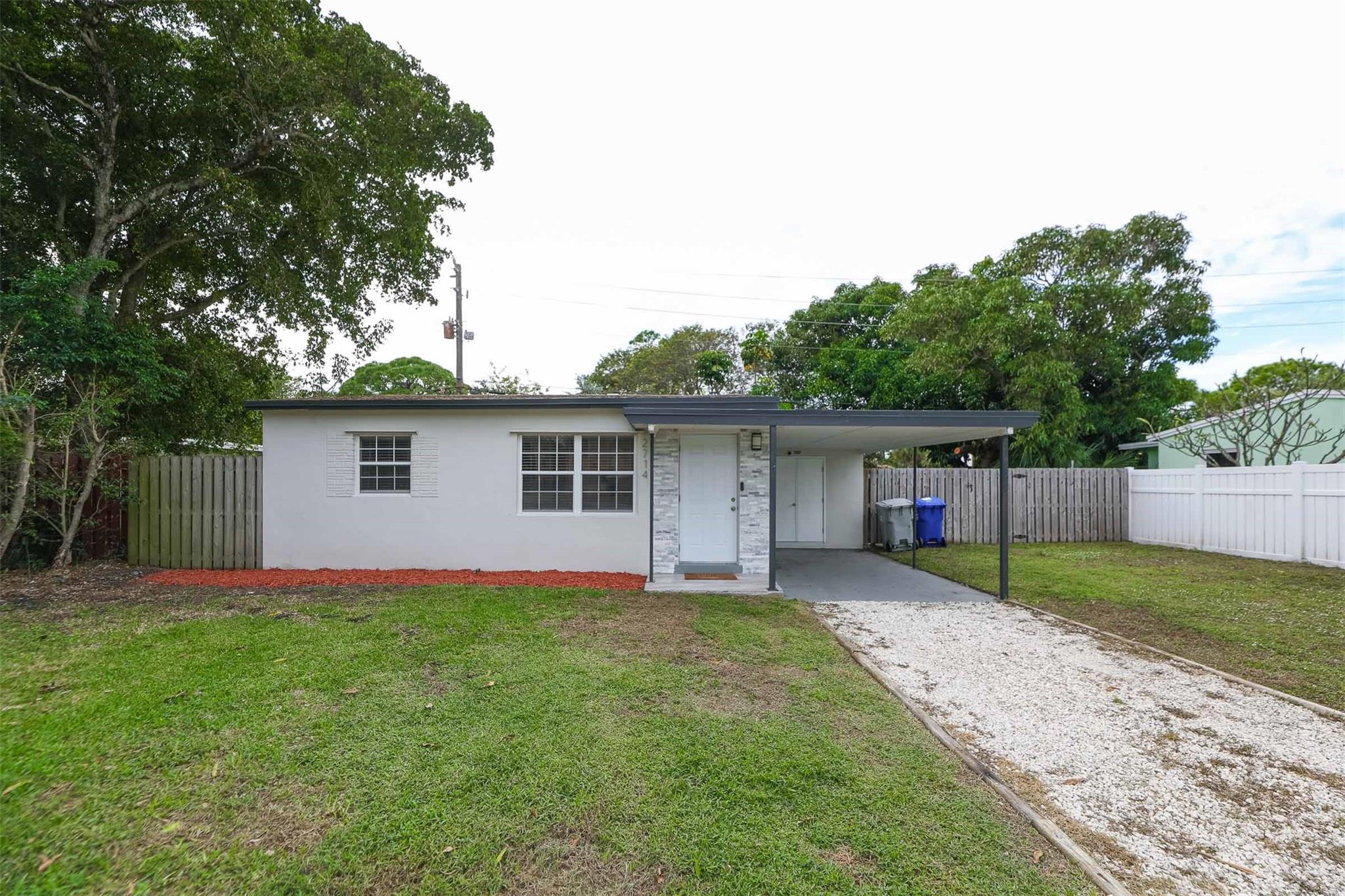 COLLIER MANOR FIRST ADD - Residential