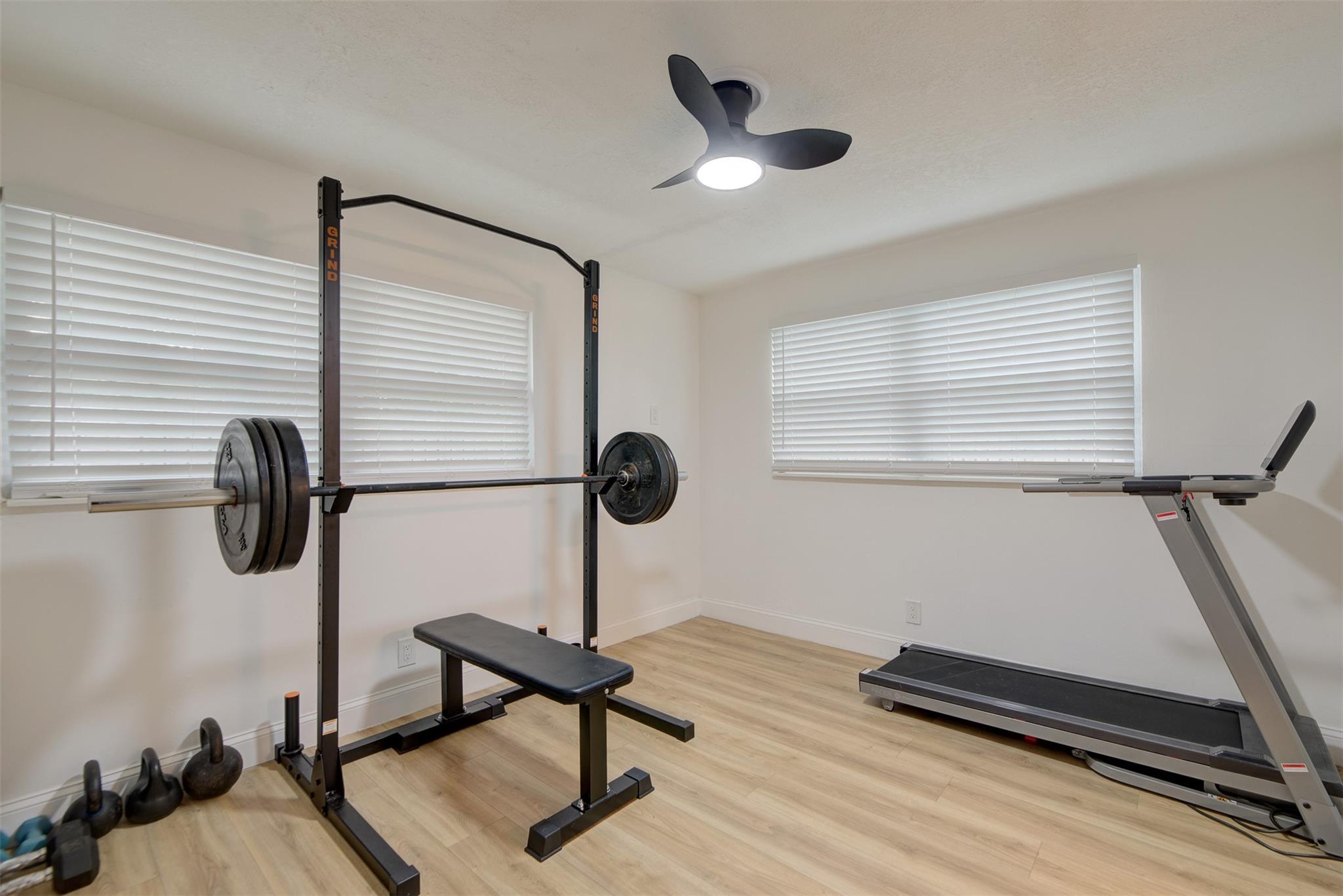 COLLIER MANOR FIRST ADD - Residential