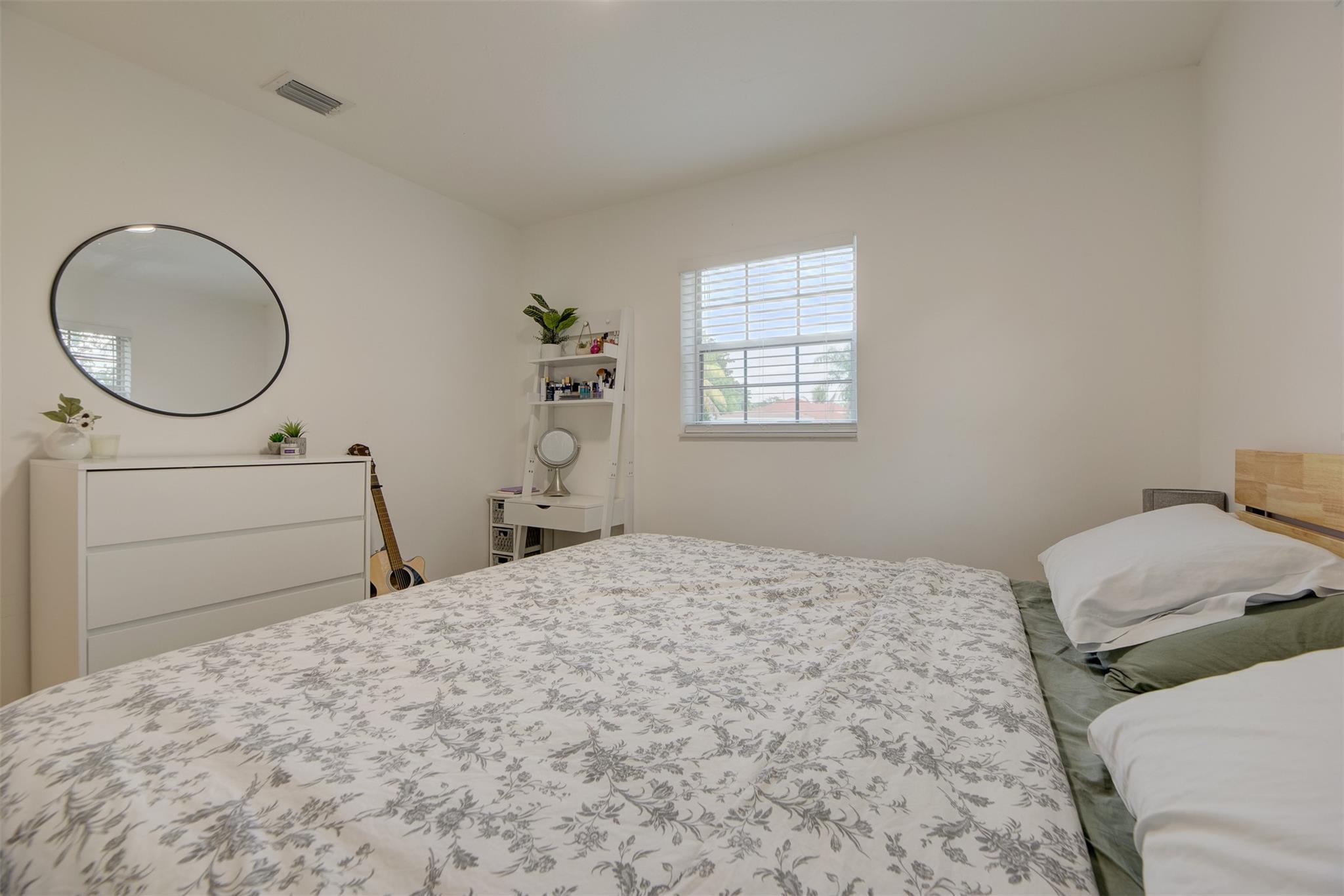 COLLIER MANOR FIRST ADD - Residential