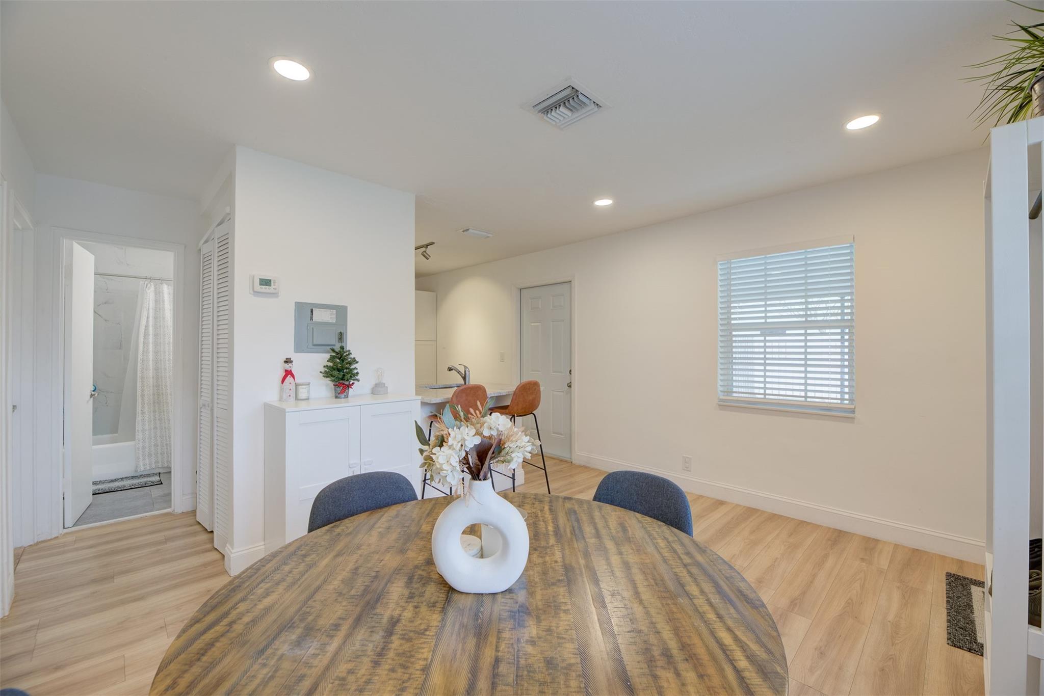 COLLIER MANOR FIRST ADD - Residential