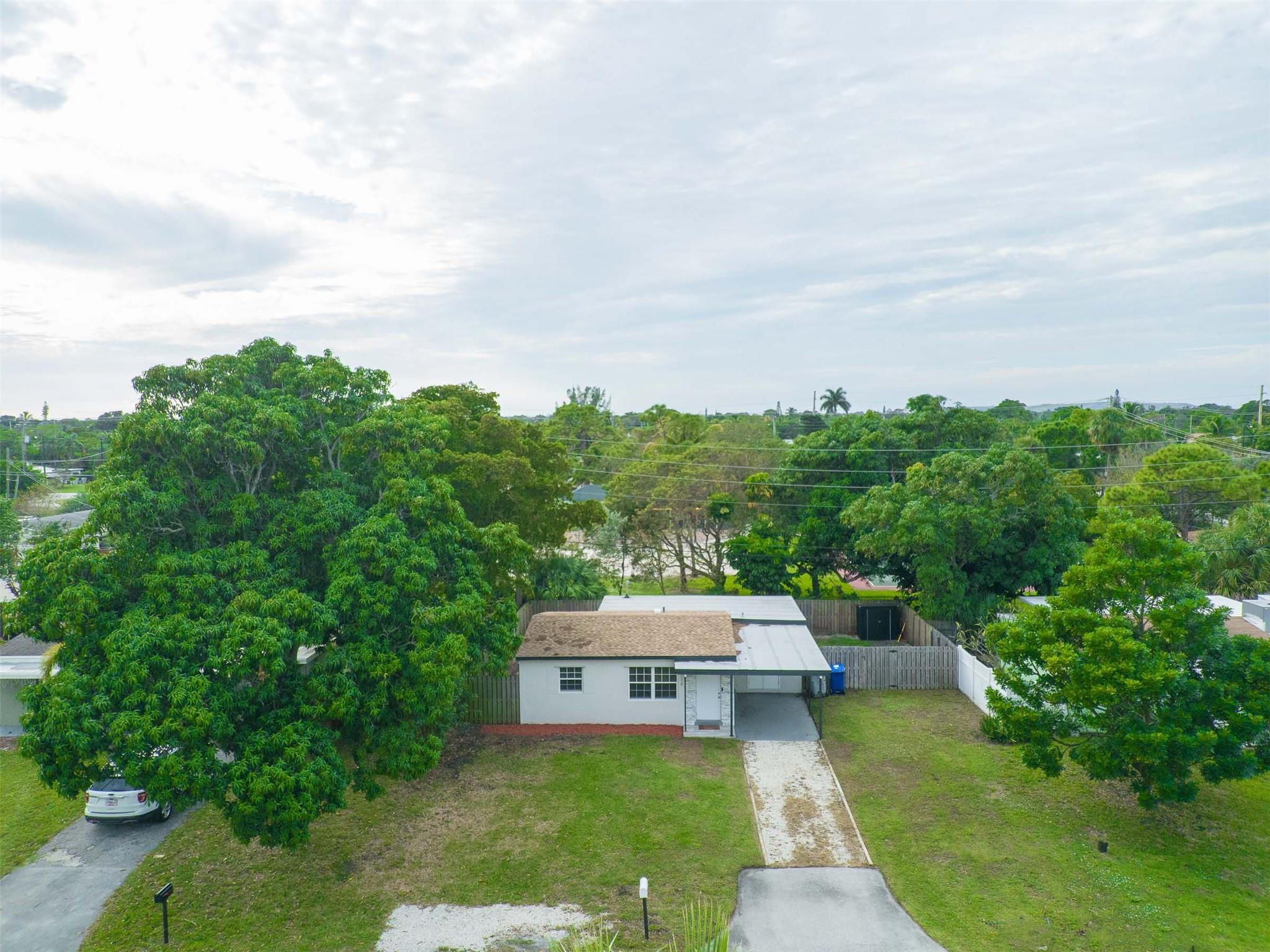 COLLIER MANOR FIRST ADD - Residential