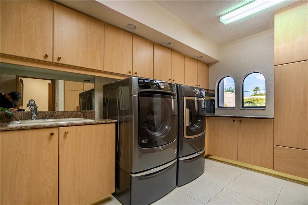 Venetian Isles 3rd Sec 47 - Residential