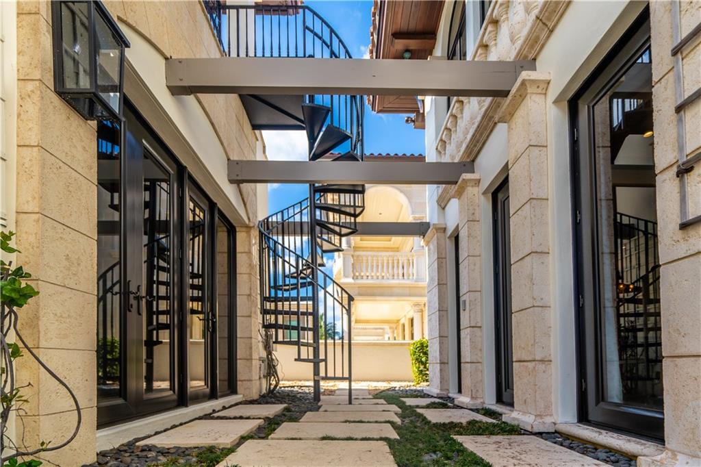 Venetian Isles 3rd Sec 47 - Residential