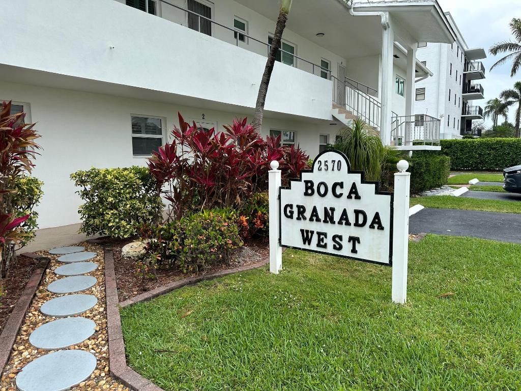 Photo of 2570 Banyan Road #4, Boca Raton, FL 33432 (MLS # R10988735)
